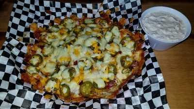 Liquid Zoo Sports Bar & Grill