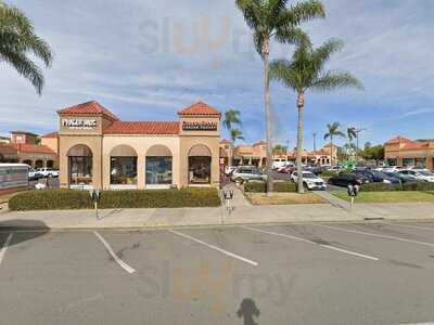 Golden Spoon Frozen Yogurt