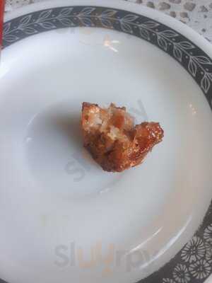 Van Hahn Vegetarian Restaurant