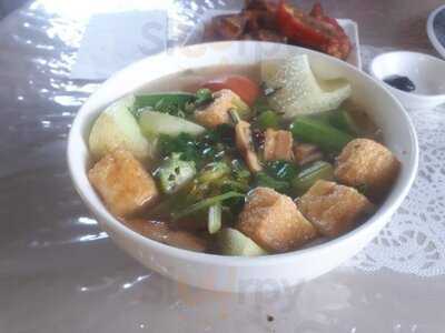 Van Hahn Vegetarian Restaurant