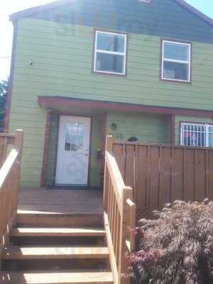 Van Hahn Vegetarian Restaurant