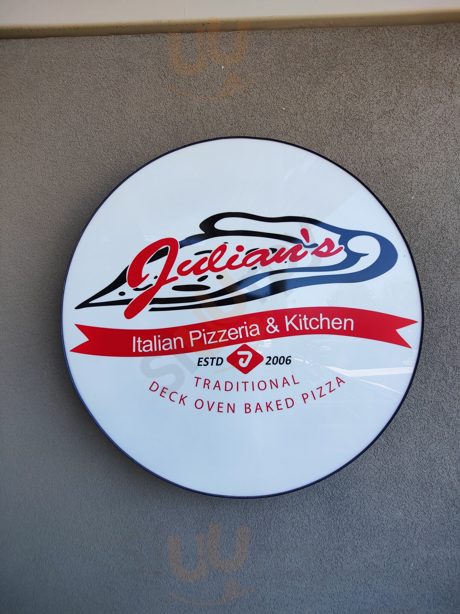 Julian's Pizzeria & Kitchen