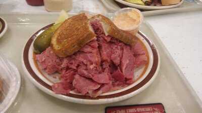 Manny's Deli