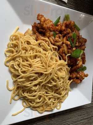 Hibachi Grill And Noodle Bar