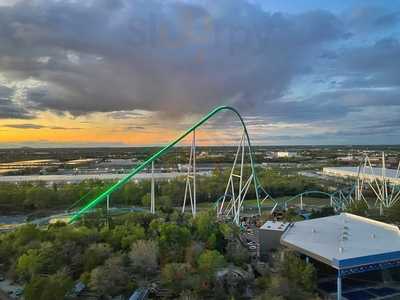 Papa Luigi's Carowinds