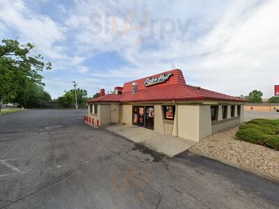 Pizza Hut / Wing Street