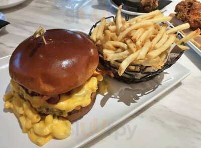 Sugar Factory Fashion Show