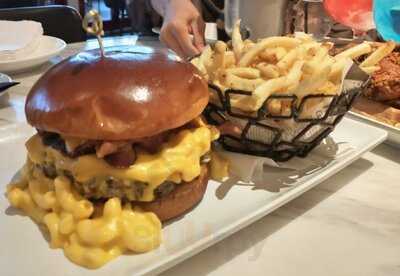 Sugar Factory Fashion Show