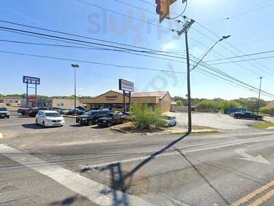 Tommy's Restaurant 4