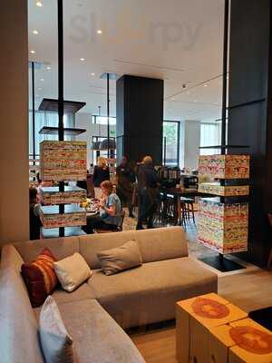 Xhibit Studio Kitchen & Bar