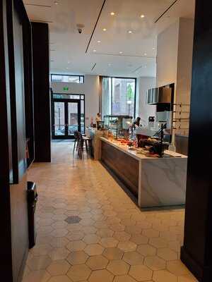 Xhibit Studio Kitchen & Bar