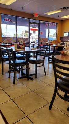 Breakfast & Grill Cafe