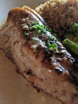 Myth Taverna And Lounge