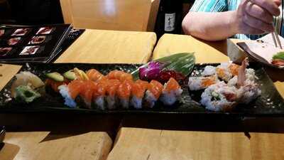 Blue Fin Sushi Bar And Resturaunt