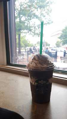 Starbucks - #325 7th St Nw