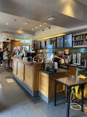 Starbucks - #325 7th St Nw