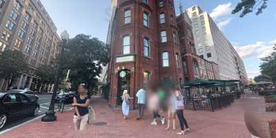 Starbucks - #325 7th St Nw