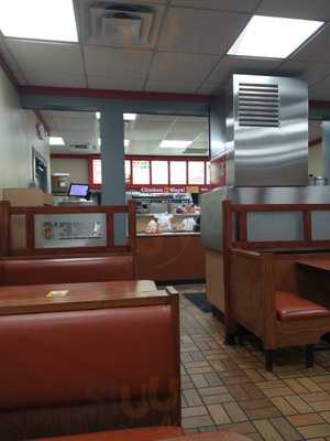 Lee's Famous Recipe Chicken