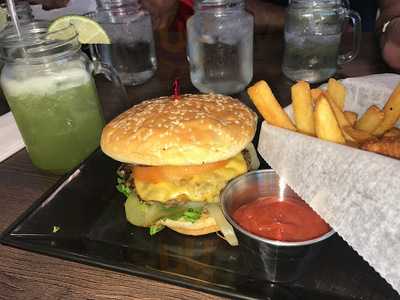 El Rinconcito Latino