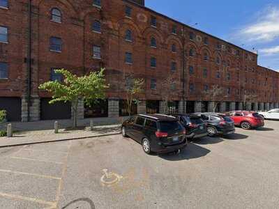 Centerhub Deli & Catering