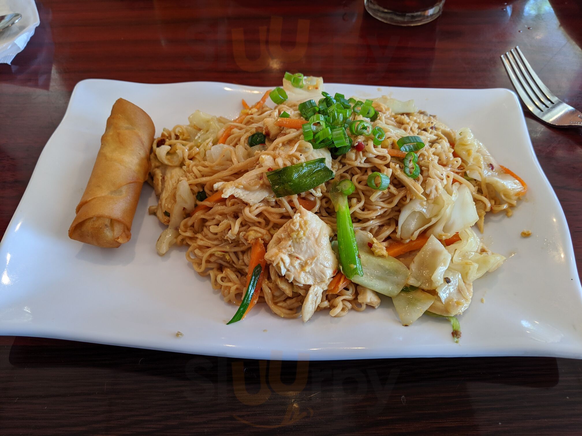 Thai Hut Bistro