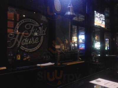 Field House Bar & Grill