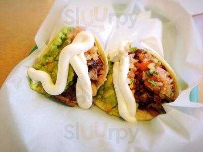 Los Tacos