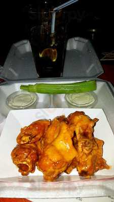 Friendly's Sports Bar And Grill