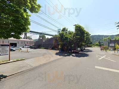 Moonstruck Chocolate Shop