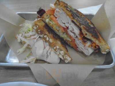 Pkwy Tavern Flamingo