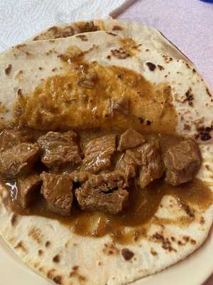 Tila's Tacos & Tortas