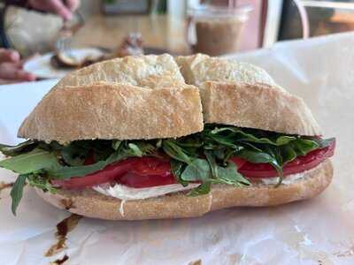 Bella's Italian Bakery