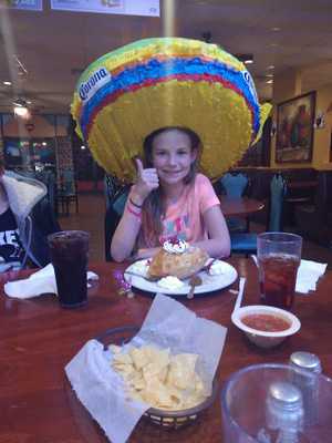 Los Reyes Mexican Grill
