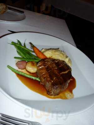 The View Restaurant & Lounge