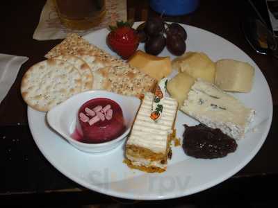 The View Restaurant & Lounge