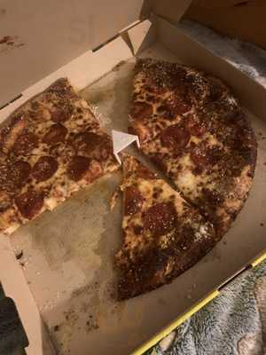 Hungry Howie's Pizza