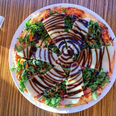 Rich's Grilled Pizza