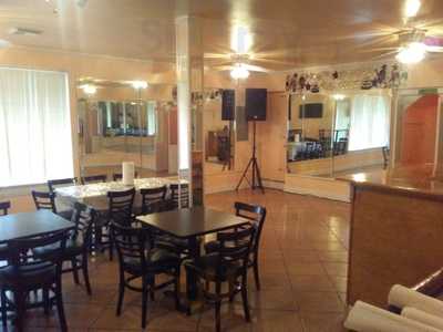 Armour's Mule Restaurant & Bar