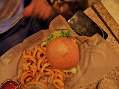 Teddy's Bar And Grill