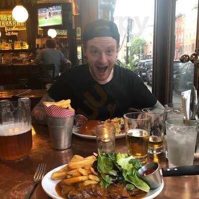 Teddy's Bar And Grill