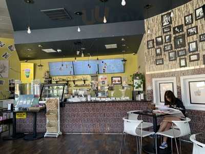 Yoogool Yogurt & Milk Tea