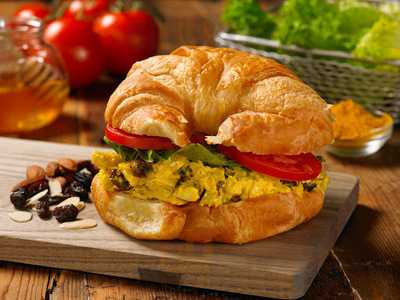 Rising Roll Gourmet Cafe