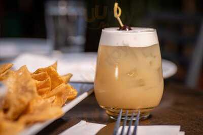 Logan 11 Bar & Kitchen