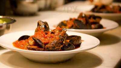 Warrington Deli & Restaurant