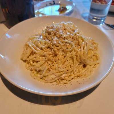 Warrington Deli & Restaurant