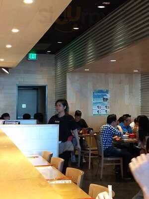 Menya Ultra - Mira Mesa