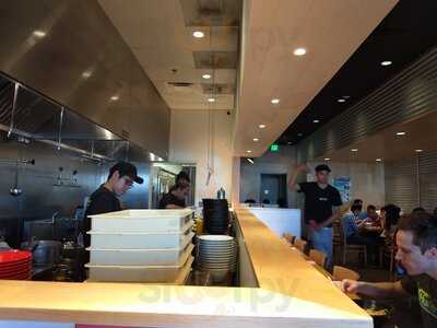 Menya Ultra - Mira Mesa