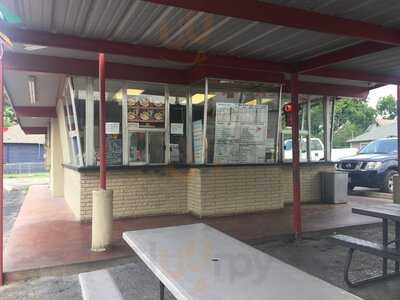 Che's Chicken & Burgers