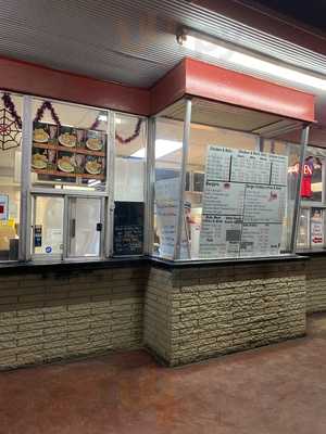 Che's Chicken & Burgers