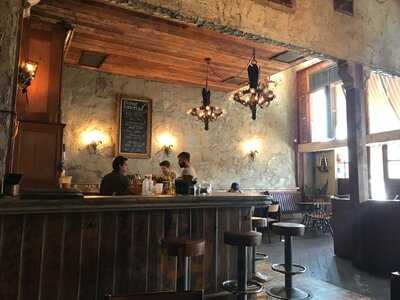 Melrose Umbrella Co.